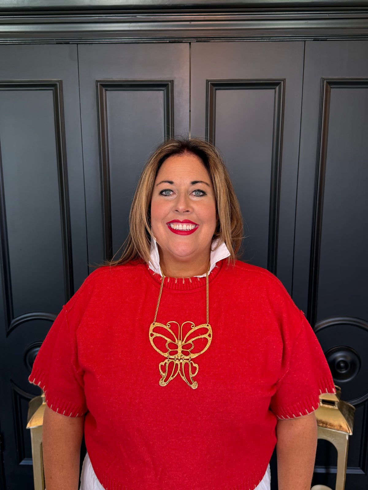 Red SS Sweater w/ Camel Detail Stitch
