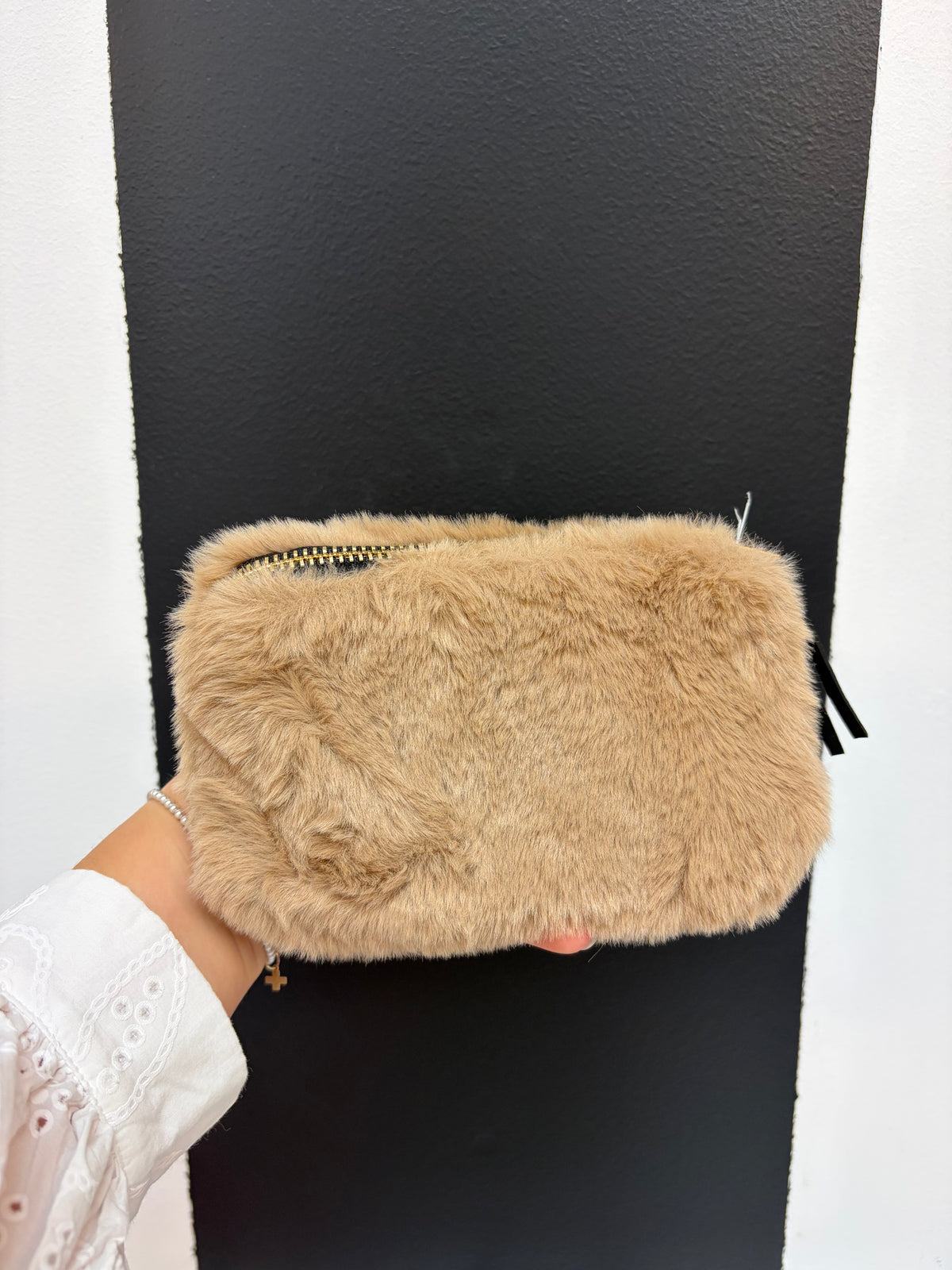 Faux Fur Fabric Zip Pouch 4 Colors