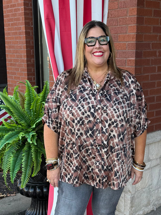 Spotted Giraffe Arizona Button Down